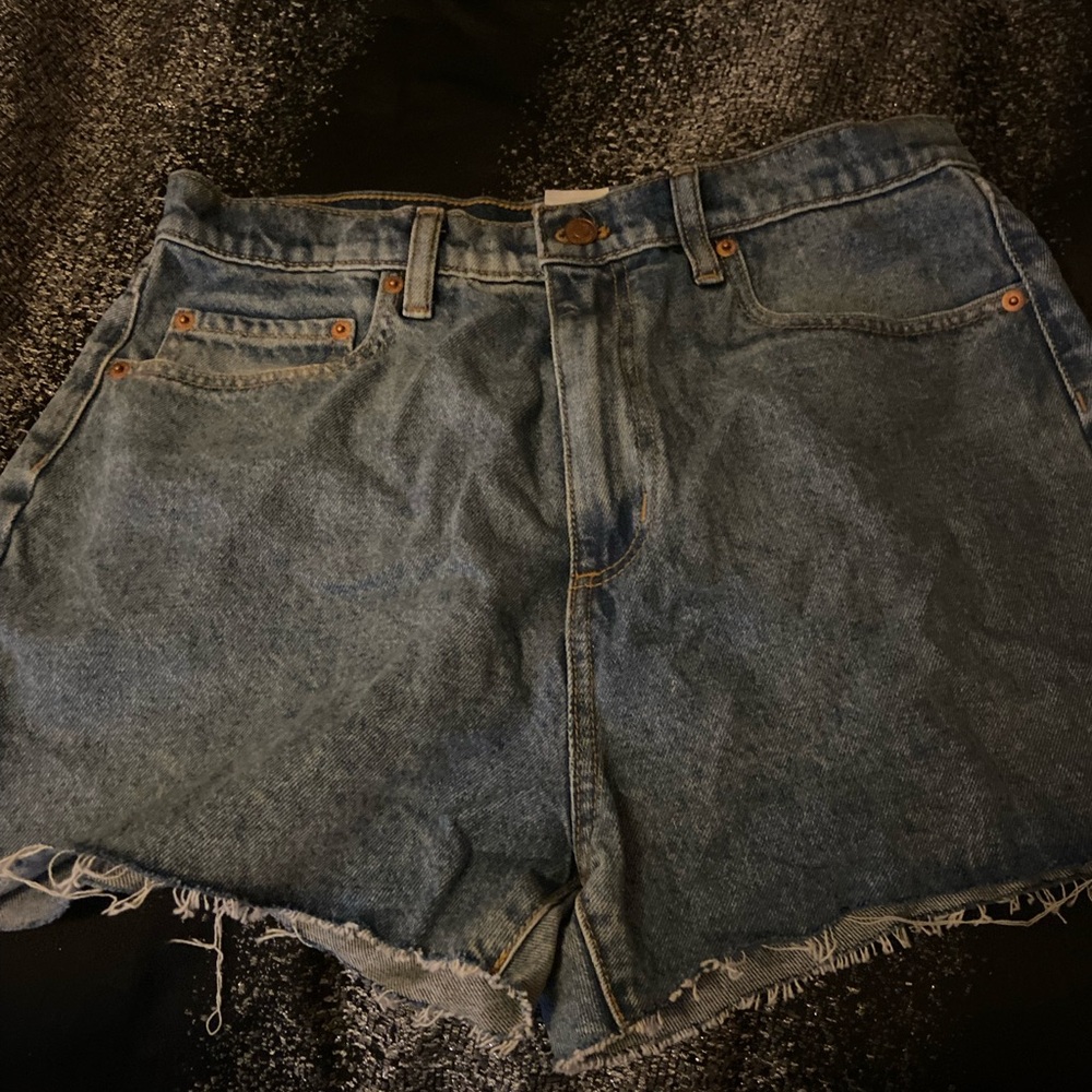 Blue jean shorts from pink size 30